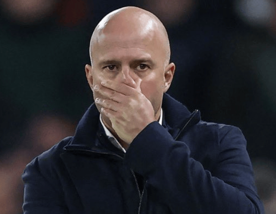 致敬滕哈赫？斯洛特赛后逆转：很少有球队像利物浦对阵大巴黎创造21次机会